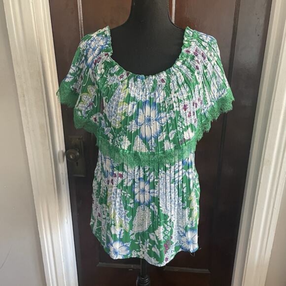 Spense Green Floral Ruffle Blouse